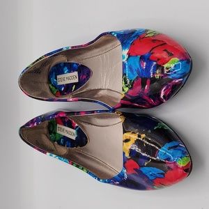 STEVE MADDEN  ladies Multi Color Flats